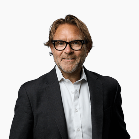 Headshot of Bradley Dyer