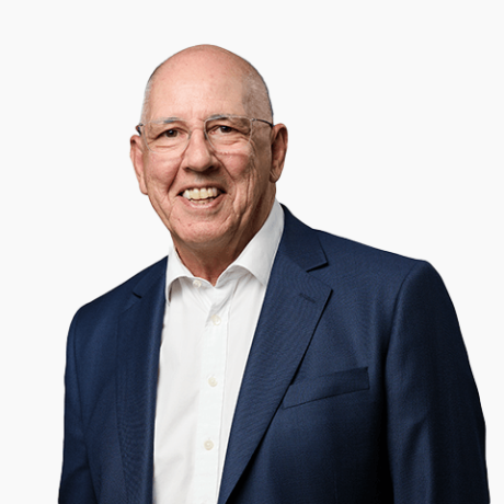 Headshot of Ian Cowie