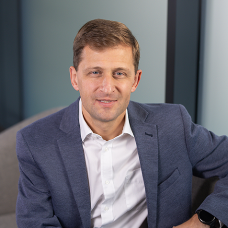 Headshot of Tim Renshaw